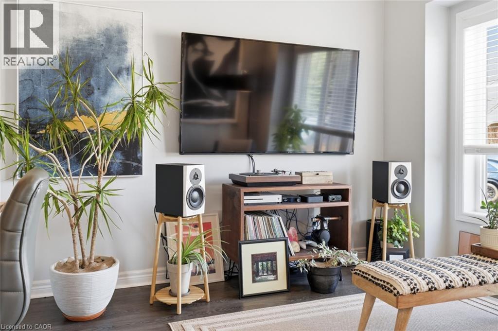 909 KING RAIL Court thumbnail 5