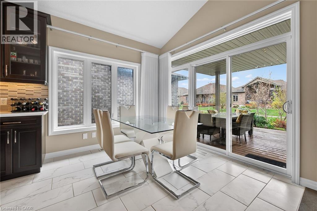 225 KETTLE LAKE Drive thumbnail 15