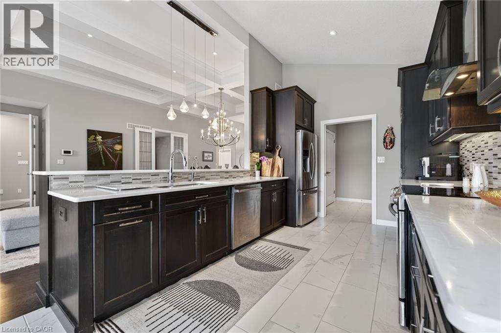 225 KETTLE LAKE Drive thumbnail 19