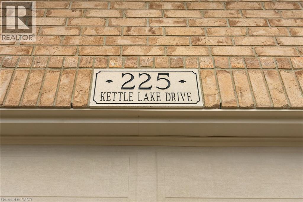 225 KETTLE LAKE Drive thumbnail 2