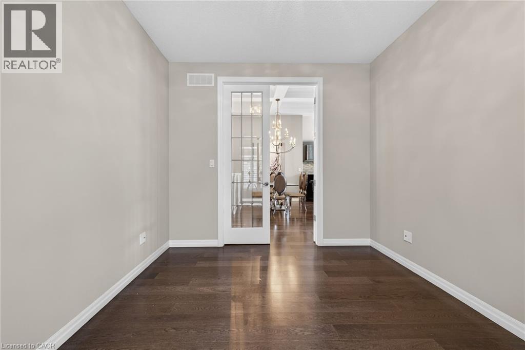 225 KETTLE LAKE Drive thumbnail 26