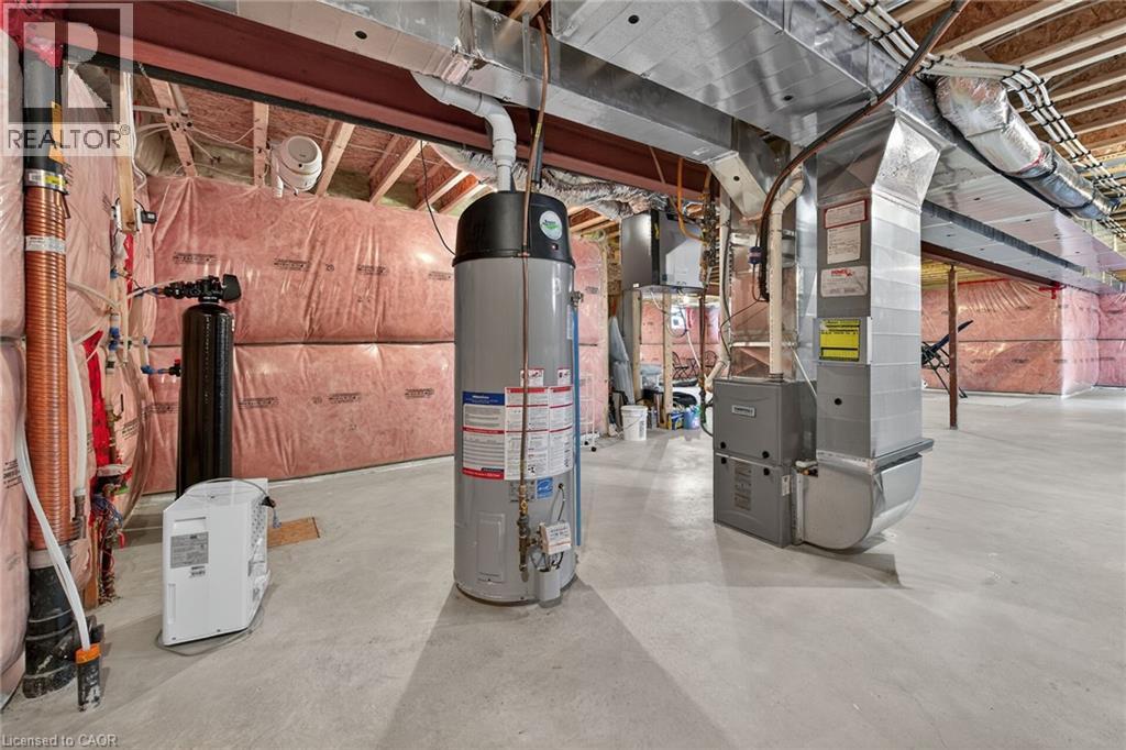 225 KETTLE LAKE Drive thumbnail 40