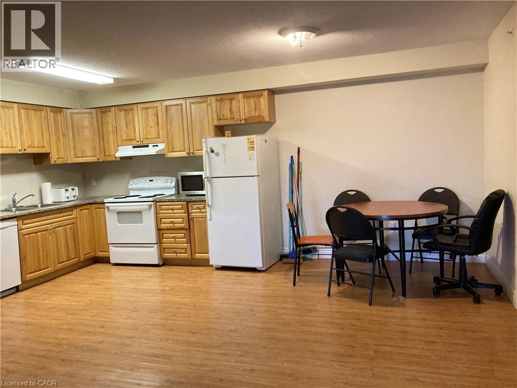 392 ALBERT Street Unit# 302 thumbnail 7