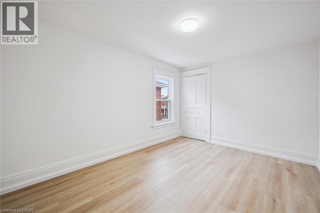 48 RICH Avenue thumbnail 20