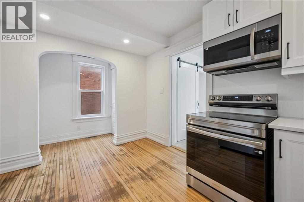 48 RICH Avenue thumbnail 12