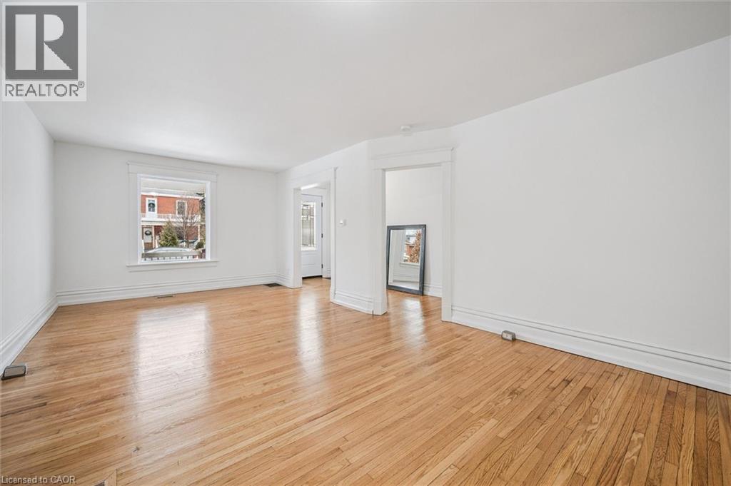 48 RICH Avenue thumbnail 10