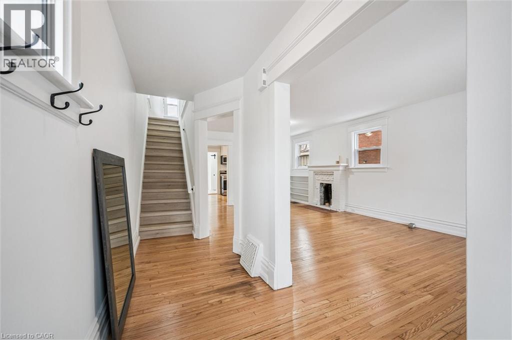 48 RICH Avenue thumbnail 7