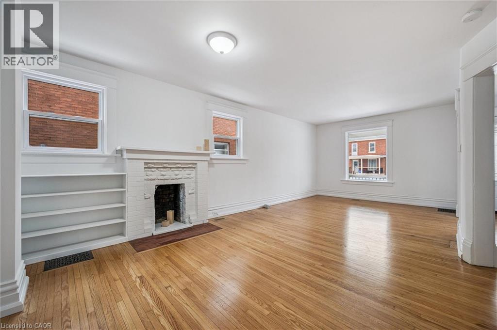 48 RICH Avenue thumbnail 9