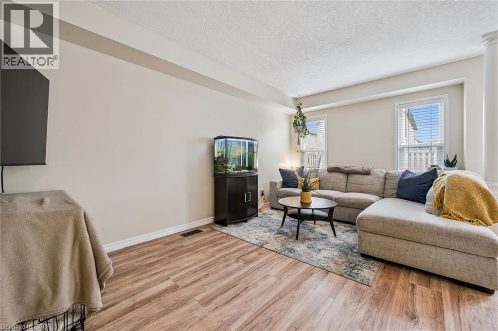 51 CANNES Street thumbnail 6