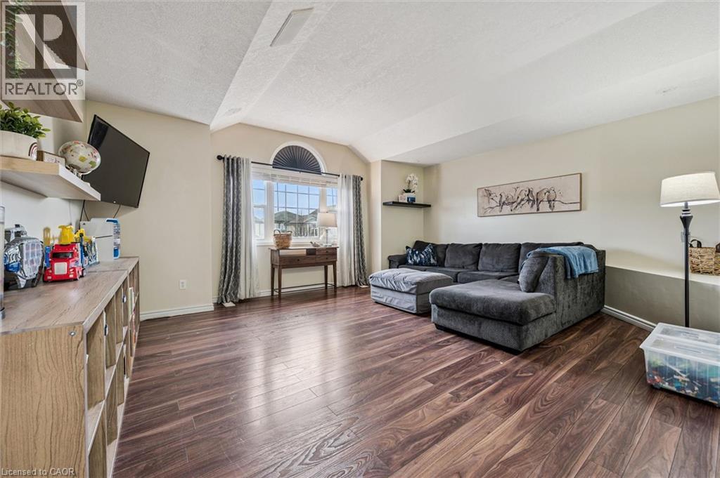 51 CANNES Street thumbnail 16