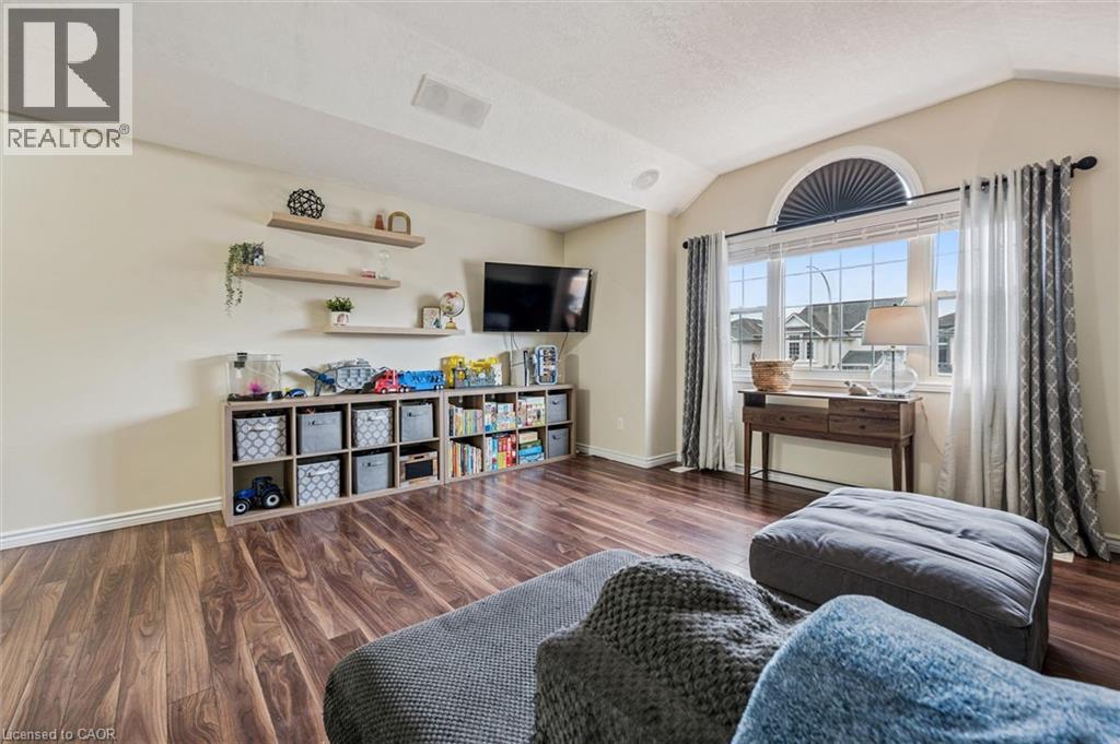 51 CANNES Street thumbnail 17