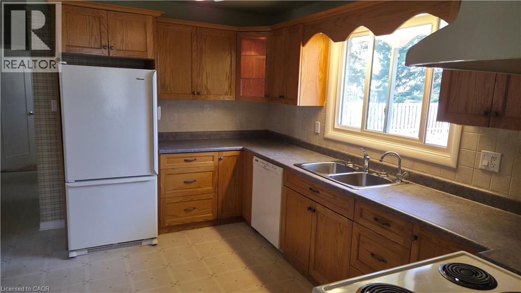 35 BRADLEY Drive thumbnail 4