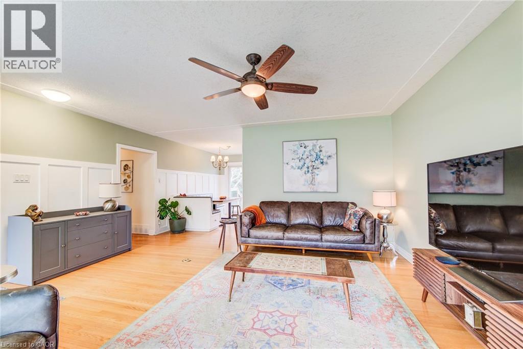 14 GRAYSTONE Avenue thumbnail 15