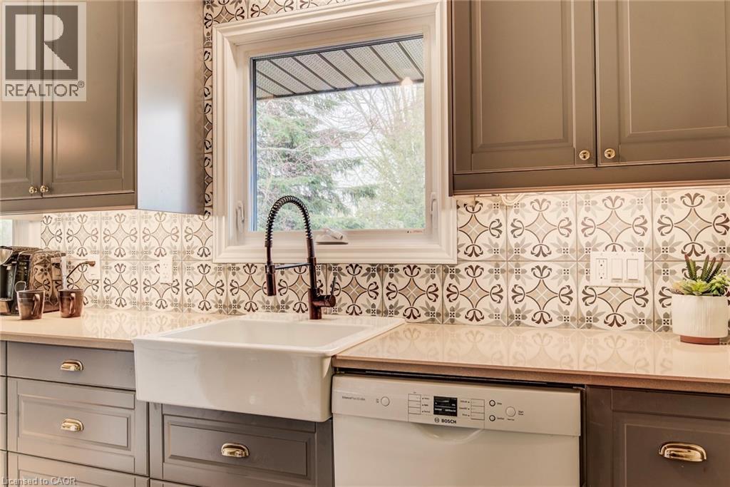 14 GRAYSTONE Avenue thumbnail 22