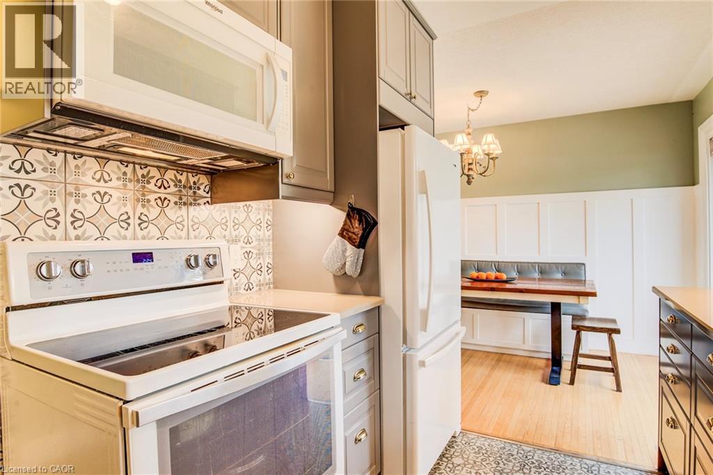 14 GRAYSTONE Avenue thumbnail 23