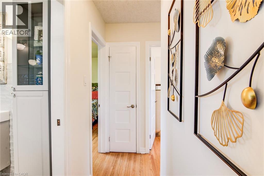 14 GRAYSTONE Avenue thumbnail 24