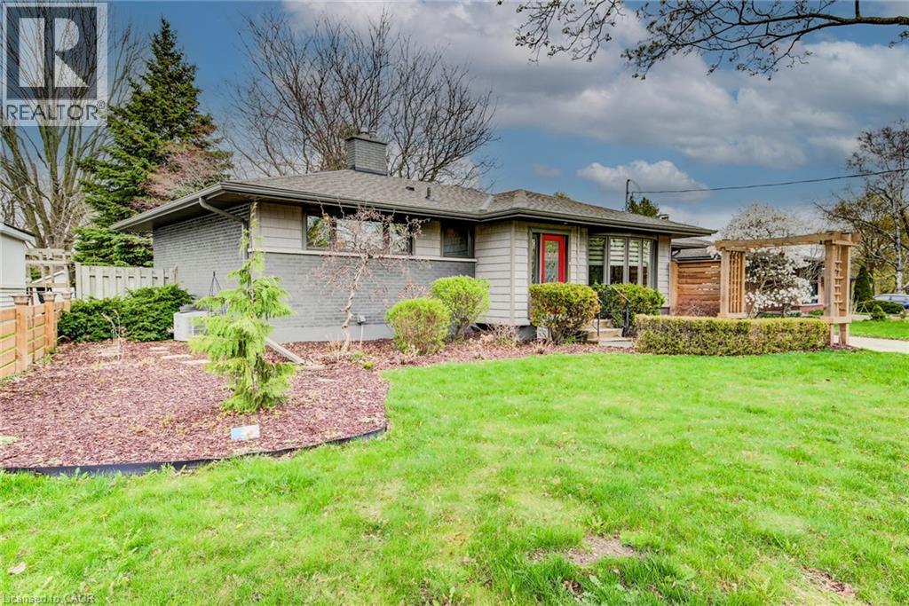 14 GRAYSTONE Avenue thumbnail 3