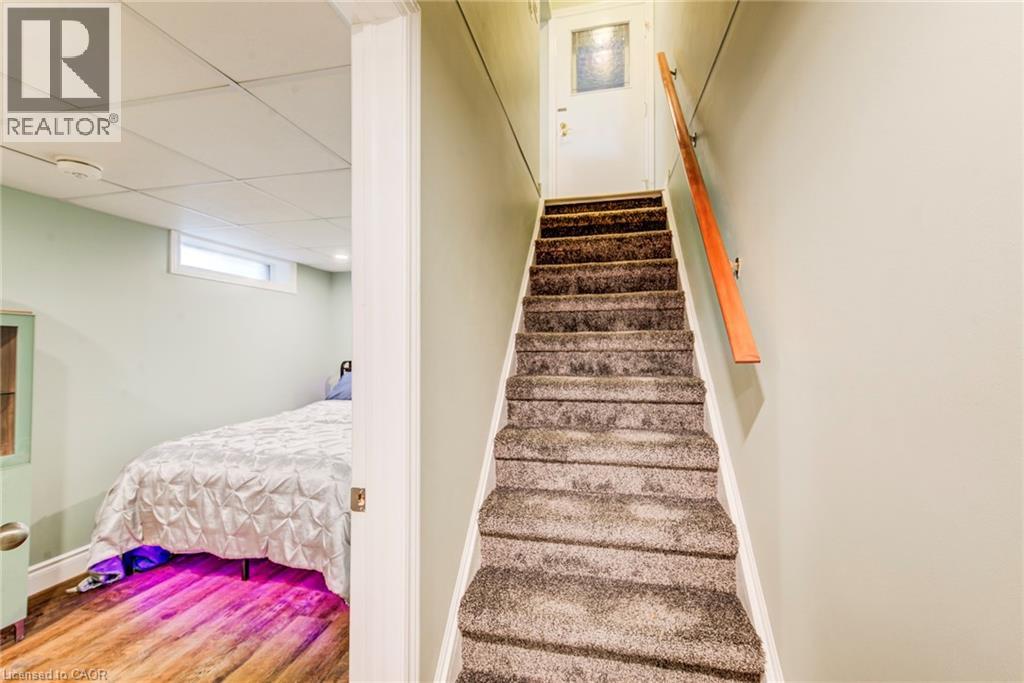 14 GRAYSTONE Avenue thumbnail 32