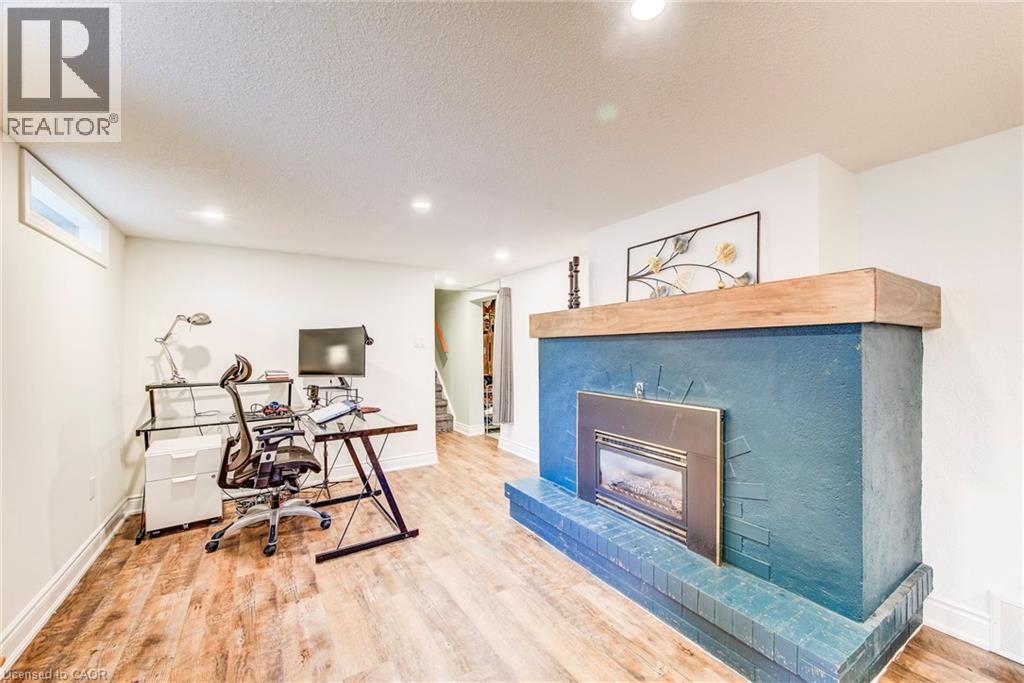 14 GRAYSTONE Avenue thumbnail 38