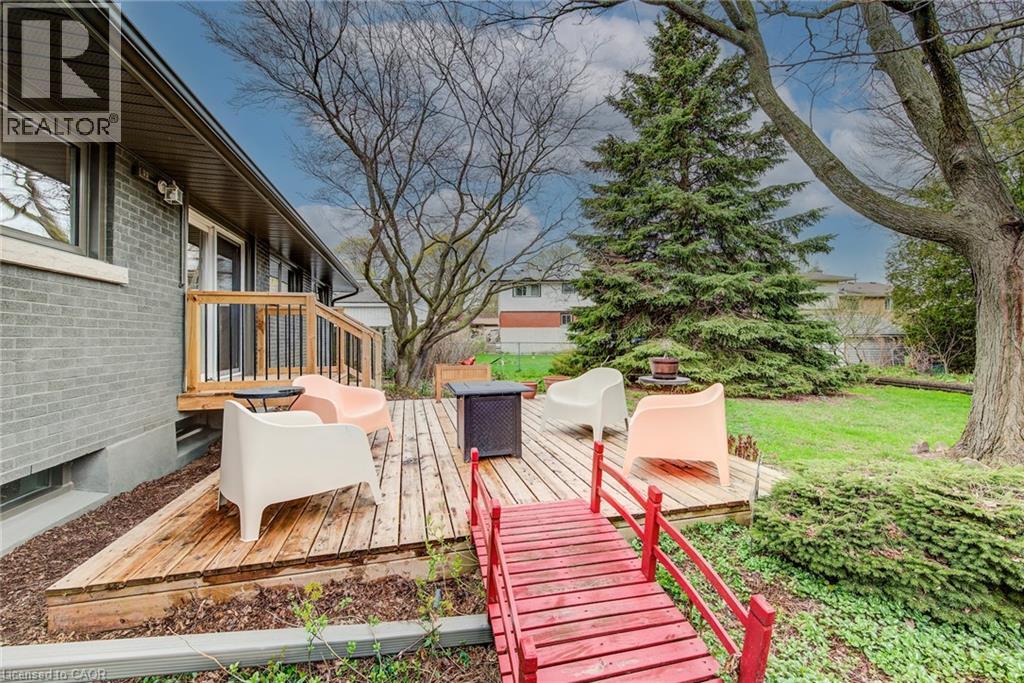 14 GRAYSTONE Avenue thumbnail 43