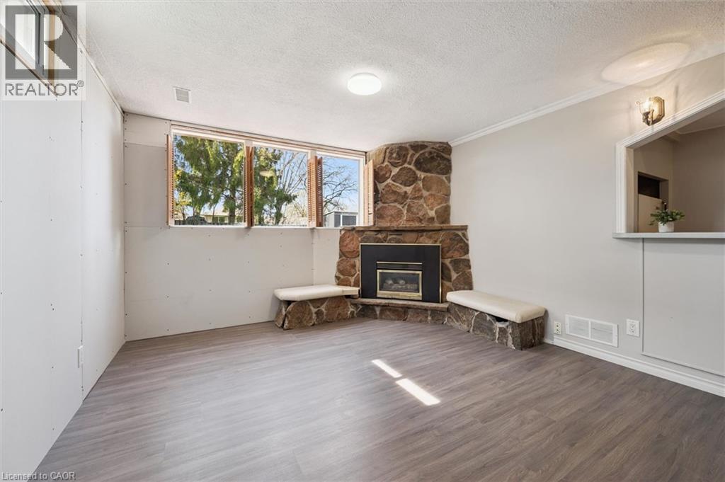 95 WEICHEL Street thumbnail 33