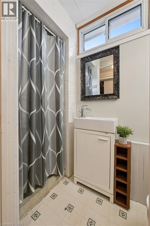 95 WEICHEL Street thumbnail 35