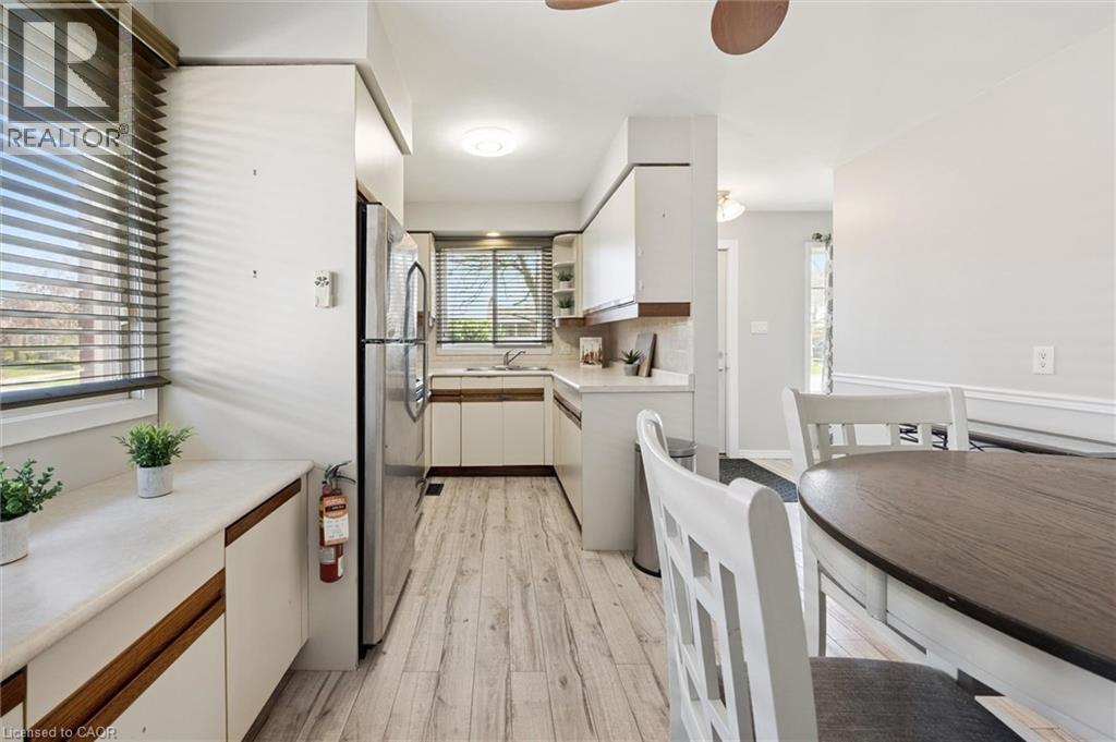 95 WEICHEL Street thumbnail 9