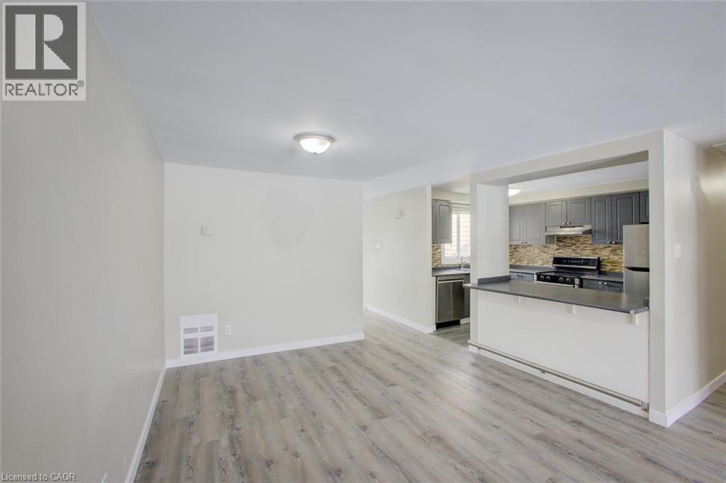 65 GLAMIS Road Unit# 65 thumbnail 4