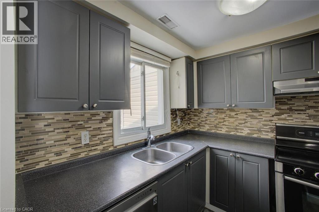 65 GLAMIS Road Unit# 65 thumbnail 24