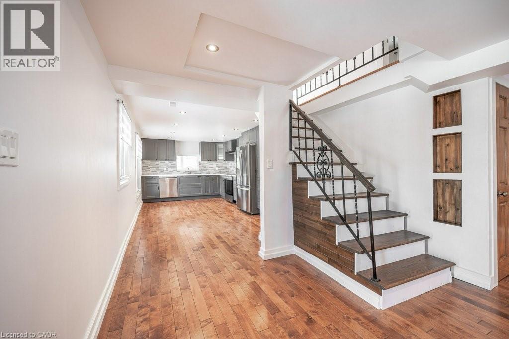 22 DUNDONALD Road thumbnail 13