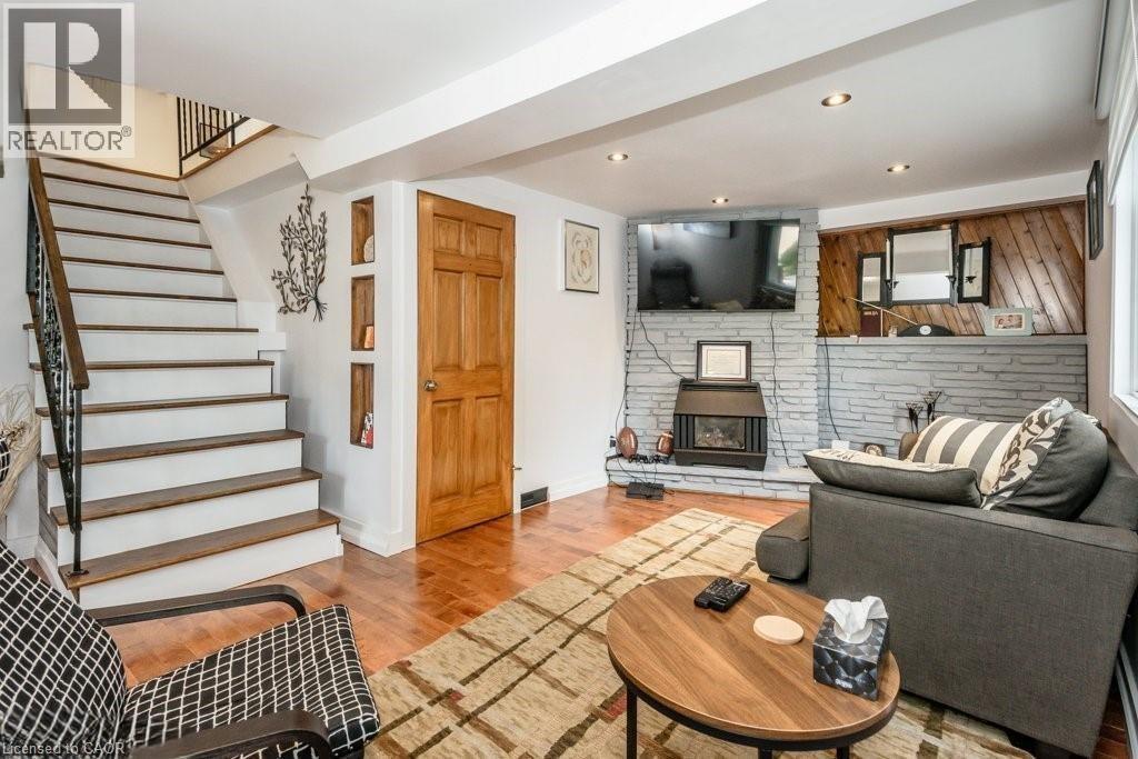 22 DUNDONALD Road thumbnail 15