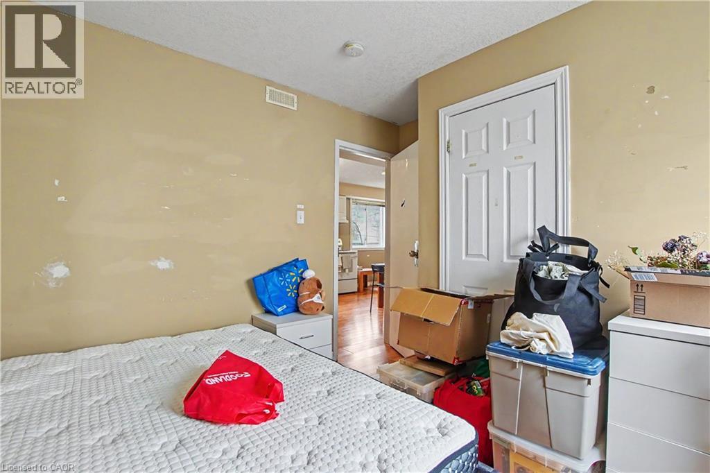 16 COLUMBIA Street W thumbnail 17