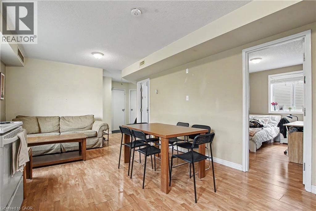 16 COLUMBIA Street W thumbnail 11