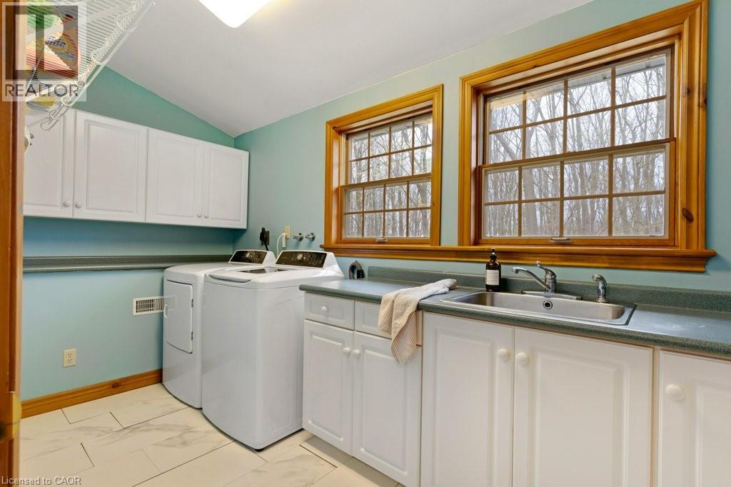 2 HUGHSON Lane thumbnail 35
