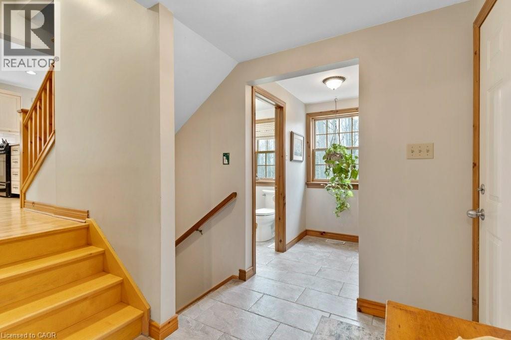 2 HUGHSON Lane thumbnail 23