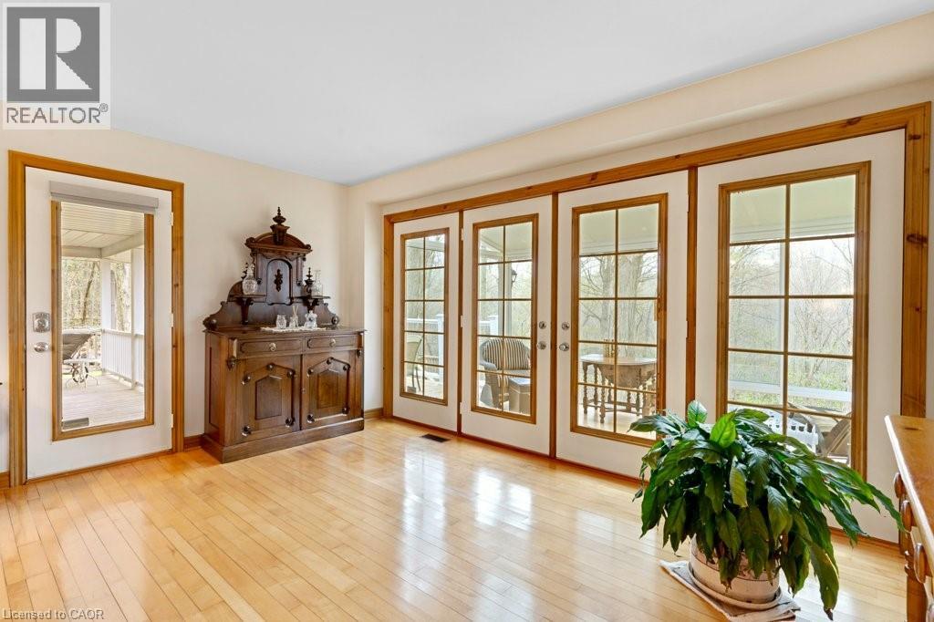 2 HUGHSON Lane thumbnail 12