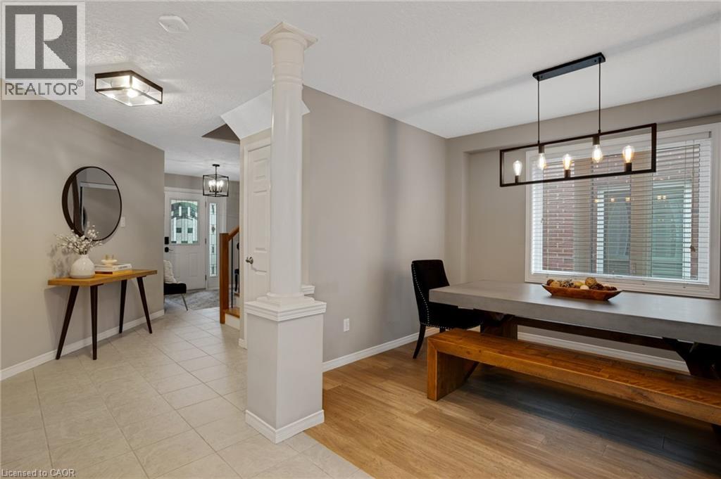 99 UDVARI Crescent thumbnail 10