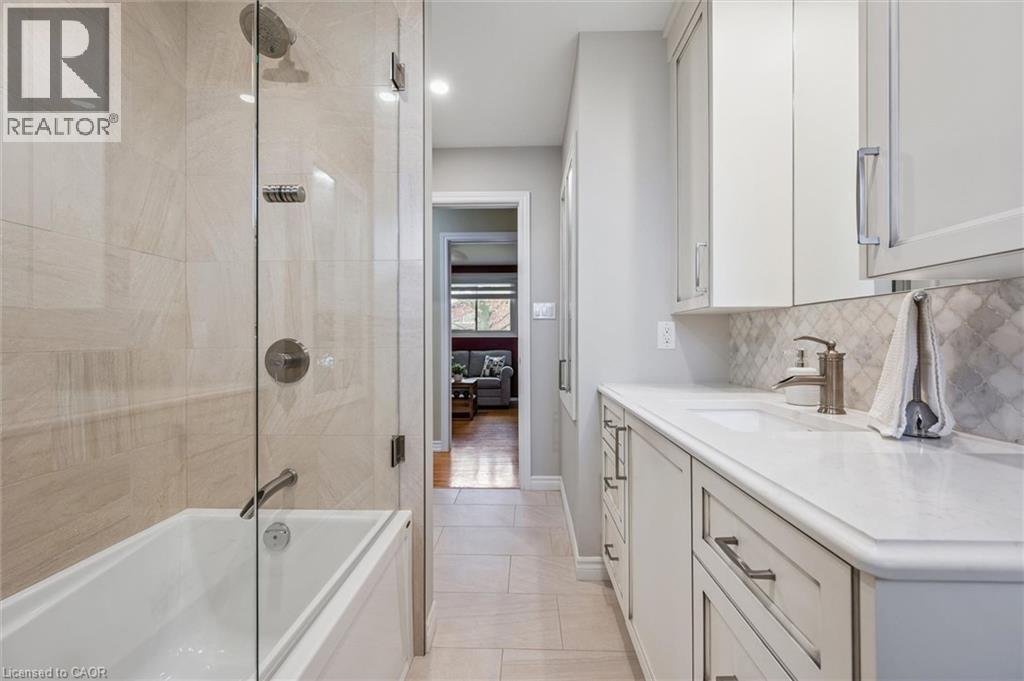 574 SPRUCEHILL Avenue thumbnail 20