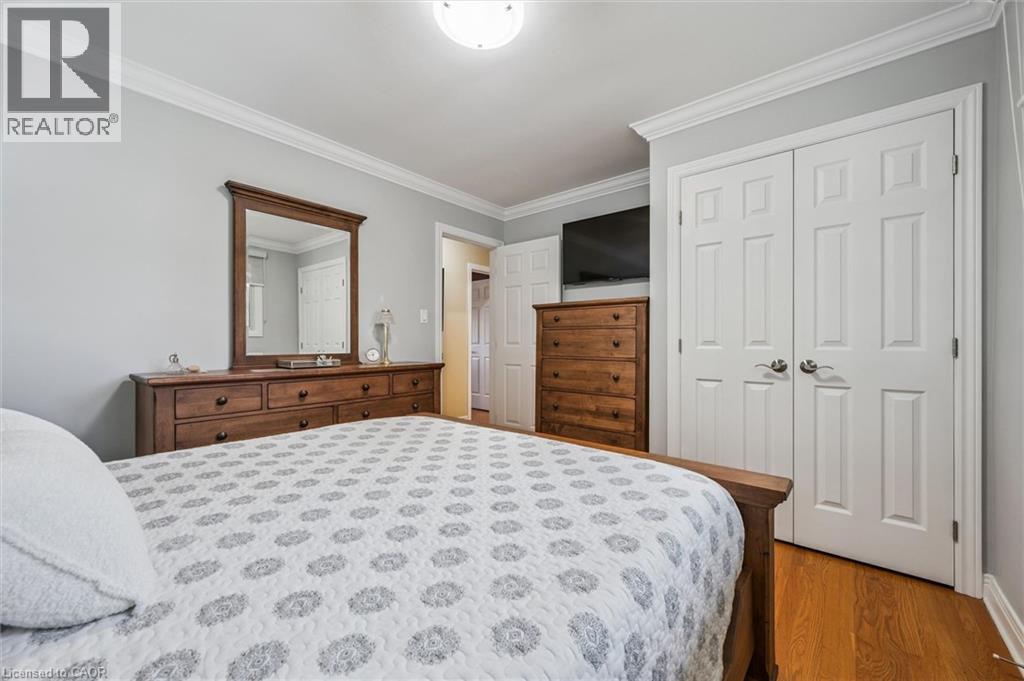 574 SPRUCEHILL Avenue thumbnail 22