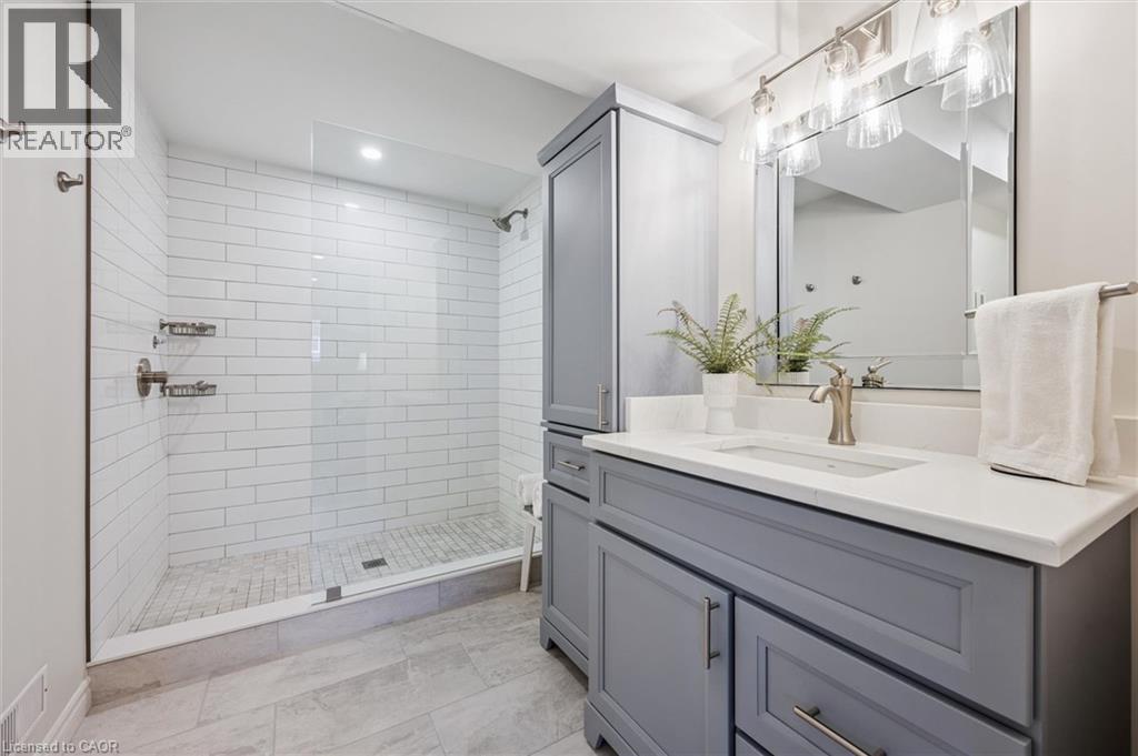 574 SPRUCEHILL Avenue thumbnail 29