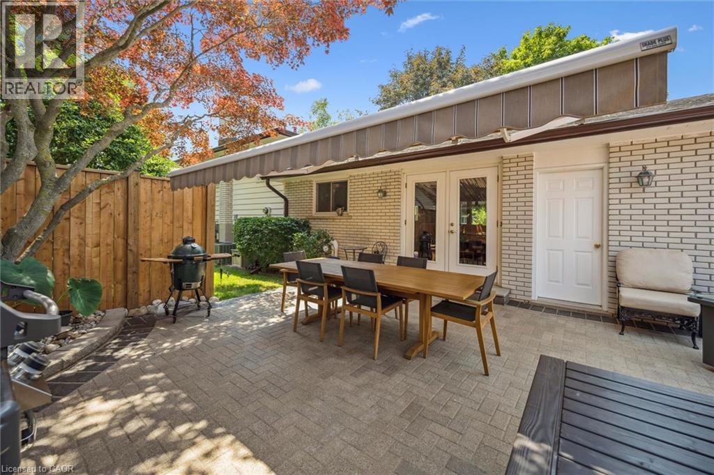 574 SPRUCEHILL Avenue thumbnail 34