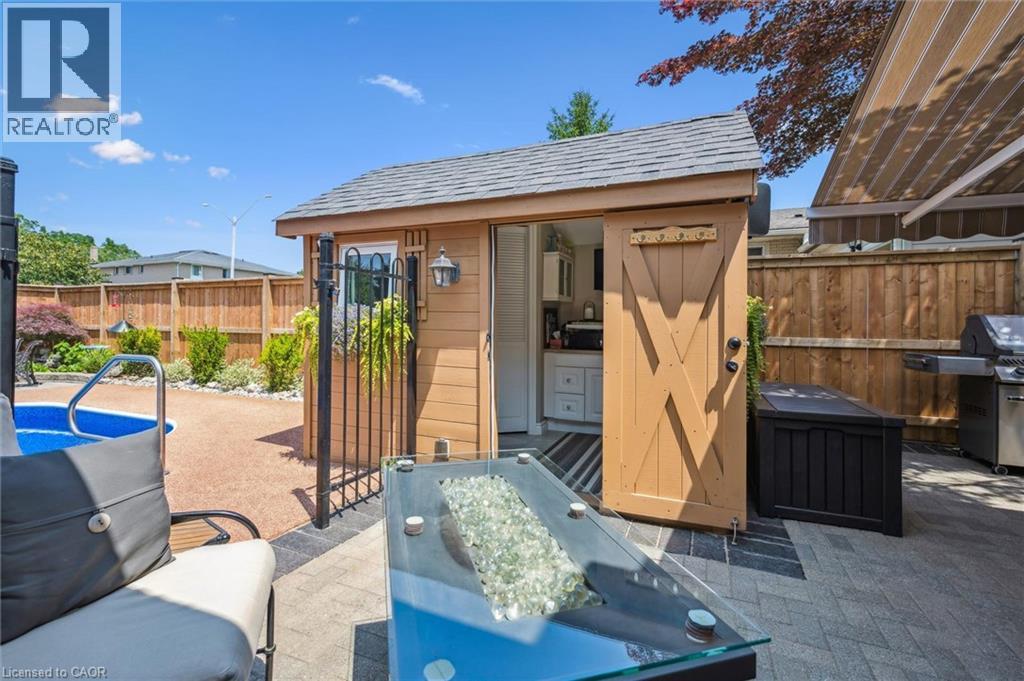 574 SPRUCEHILL Avenue thumbnail 35
