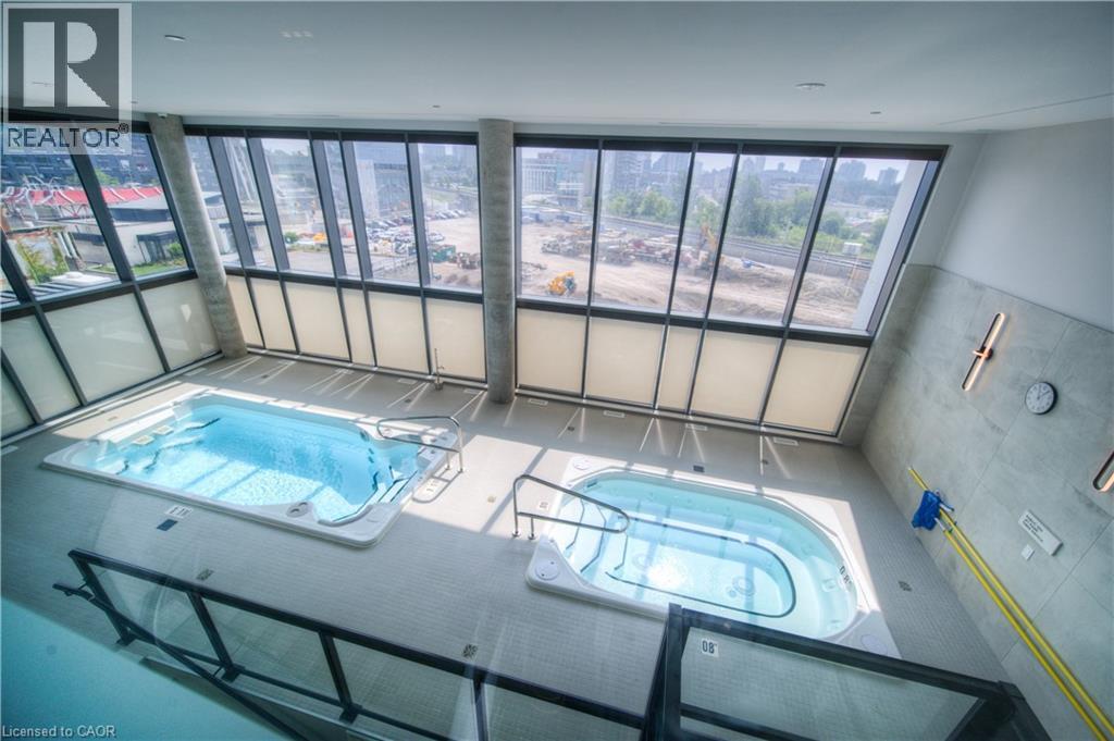 15 WELLINGTON Street S Unit# 1704 thumbnail 19