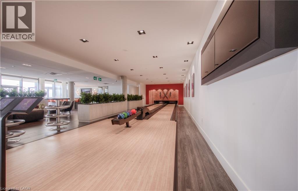 15 WELLINGTON Street S Unit# 1704 thumbnail 21