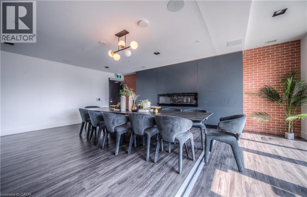 15 WELLINGTON Street S Unit# 1704 thumbnail 31