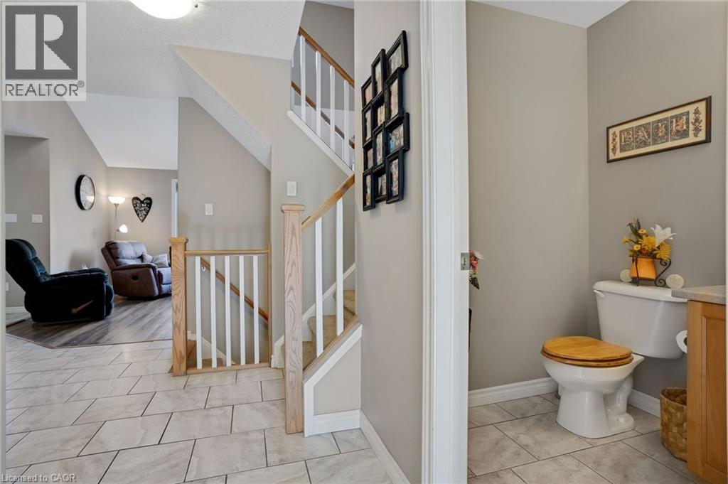 214 SNYDERS Road E Unit# 4 thumbnail 4