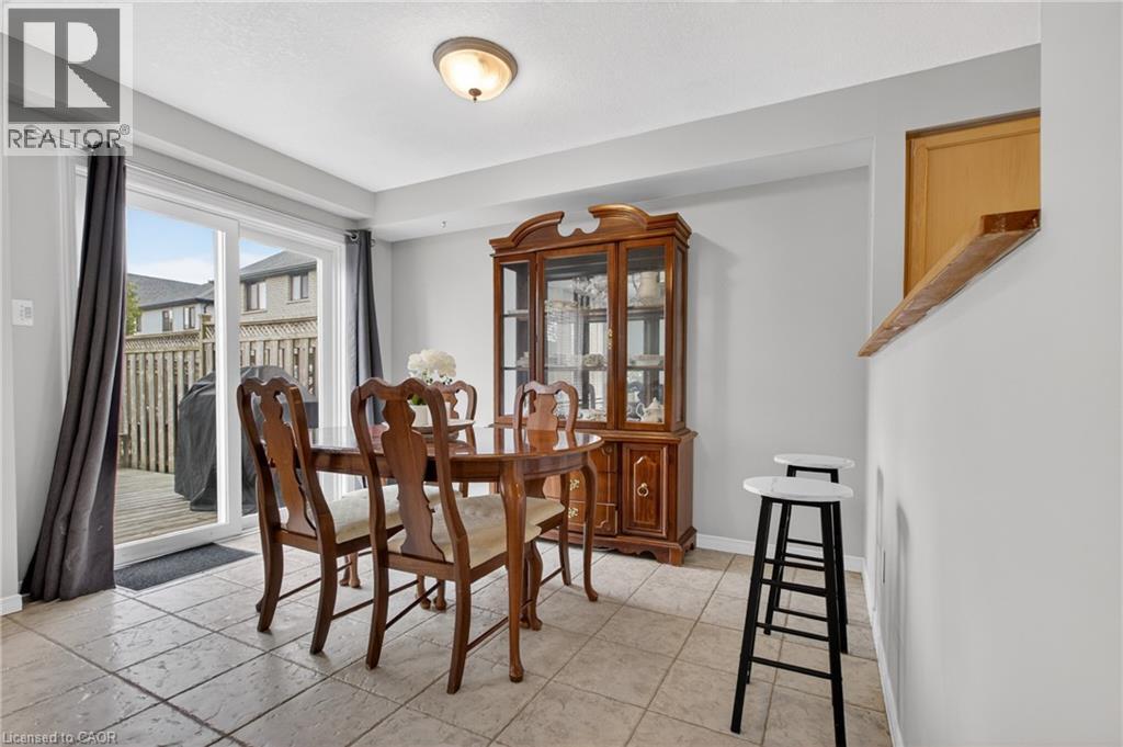 12 FERNCLIFFE Street thumbnail 13