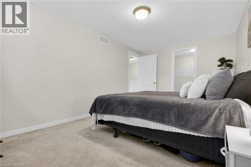 12 FERNCLIFFE Street thumbnail 26