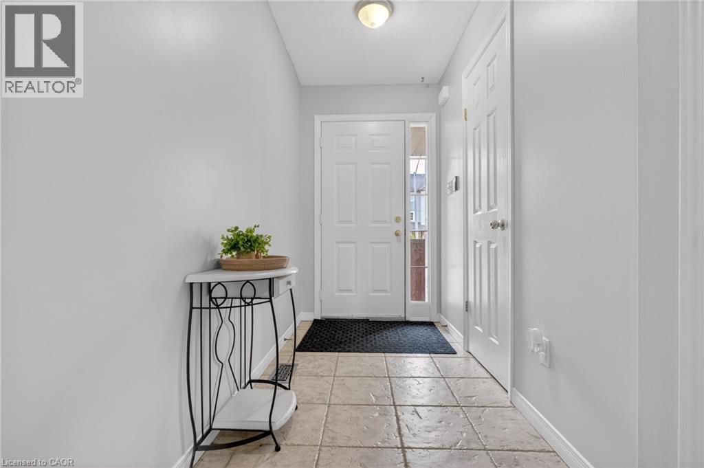 12 FERNCLIFFE Street thumbnail 7