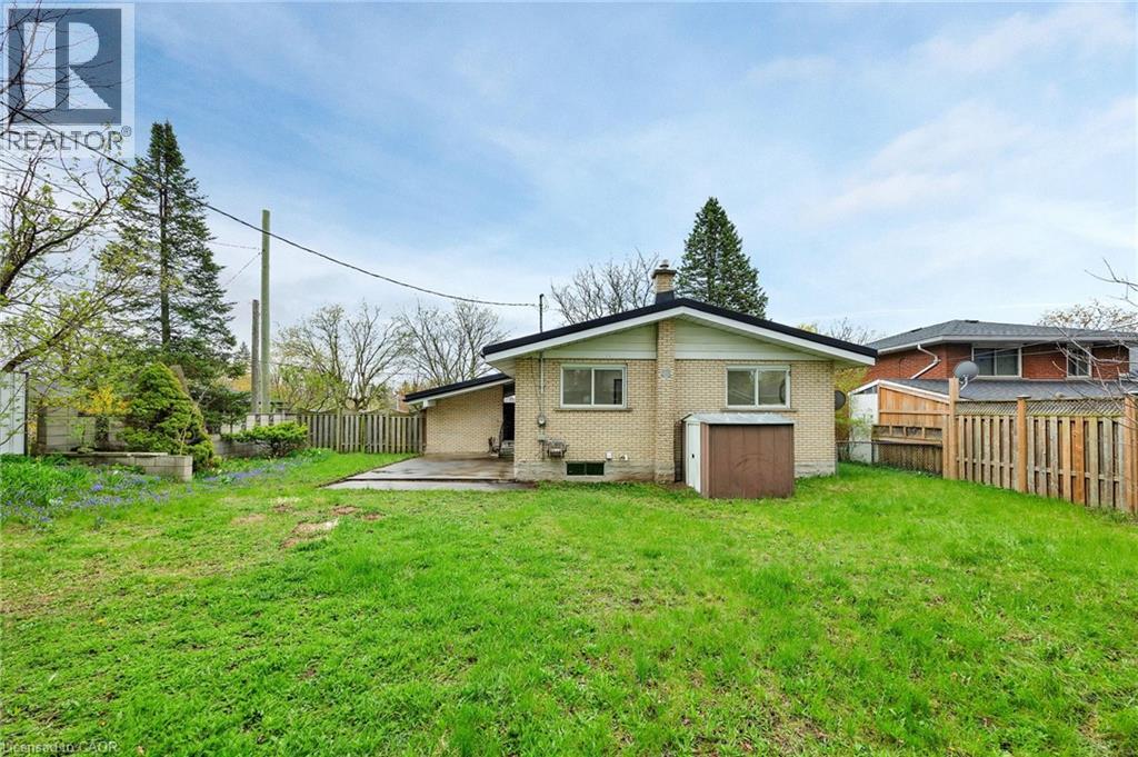 246 HILLCREST Road thumbnail 39